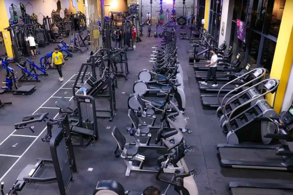 Uptown gents Gym in Ajman